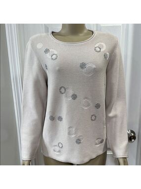 RABE Beige Sweater with Gray Accents.